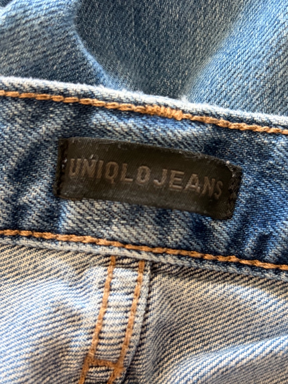 Uniqlo Women’s Light Blue Relaxed Jeans